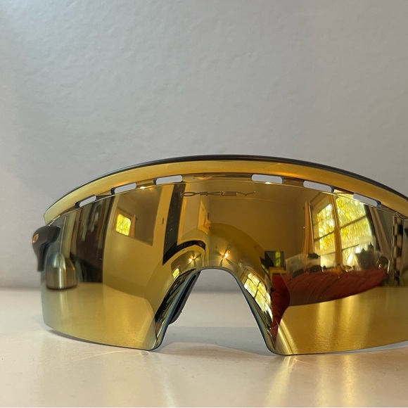 Oakley Encoder Strike - Picture 2 of 4